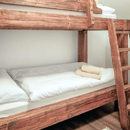 아파트 Two-bedroom In *